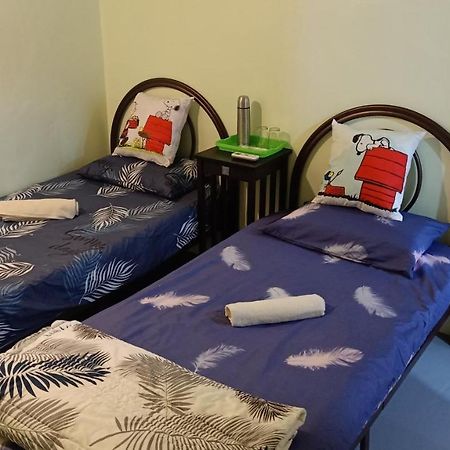 Snoopy Homestay Two Bedroom باتو باهات المظهر الخارجي الصورة