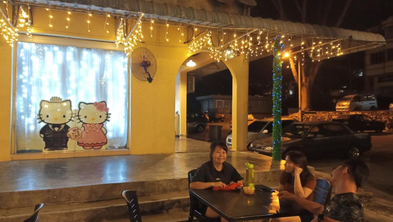 Snoopy Homestay Two Bedroom باتو باهات المظهر الخارجي الصورة