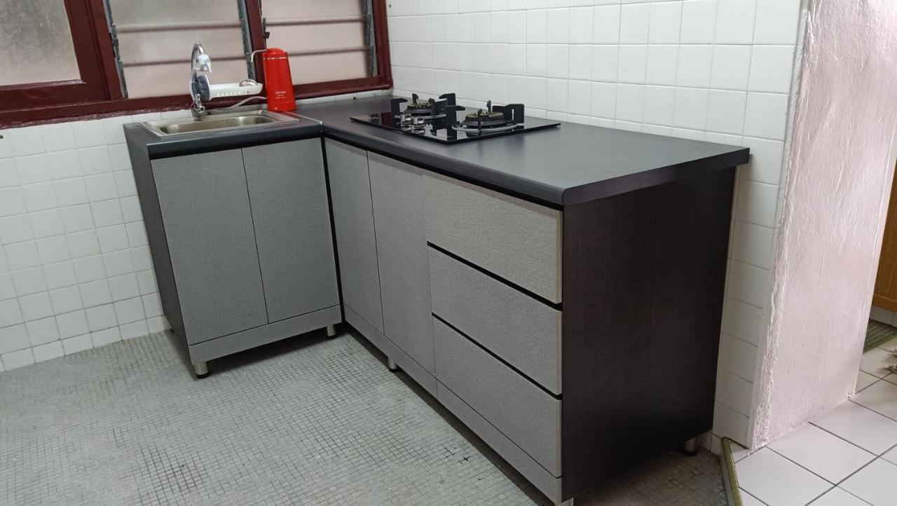Snoopy Homestay Two Bedroom باتو باهات المظهر الخارجي الصورة