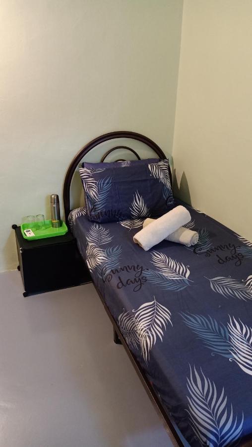 Snoopy Homestay Two Bedroom باتو باهات المظهر الخارجي الصورة